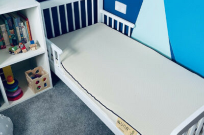 Una Junior Mattress™